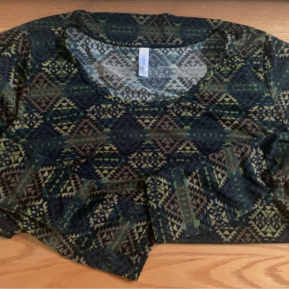 Lularoe long sleeve shirt